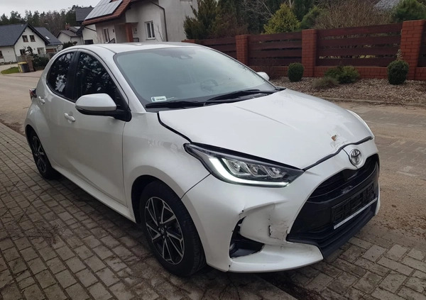 Toyota Yaris cena 46700 przebieg: 2500, rok produkcji 2021 z Olsztyn małe 56